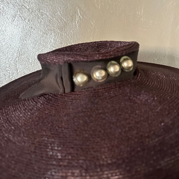 SUPERB 1940s\' BROWN STRAW TILT WIDE BRIM HAT WITH METAL STUDS main image 9